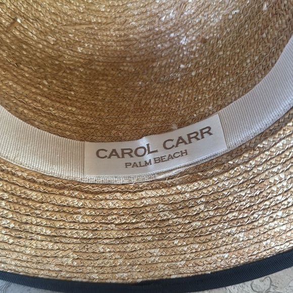 Carol Carr Palm Beach Elegant Tan Straw Hat with green black feathers big flower - Picture 6 of 6